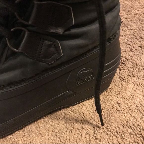 Women's  Sorel Black Winter Boots - Picture 7 of 9